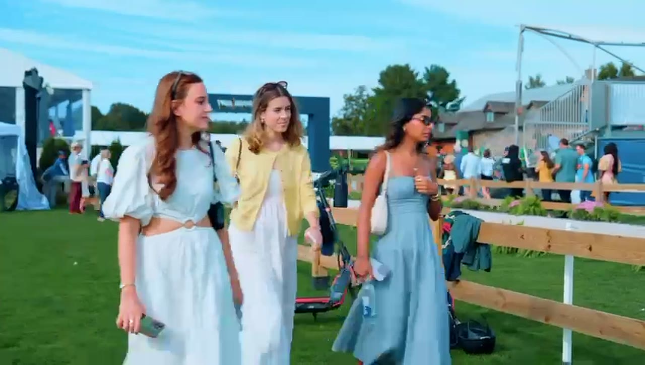 Friends walking by the ring, 2025